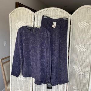 Purple/gray skirt and top set.